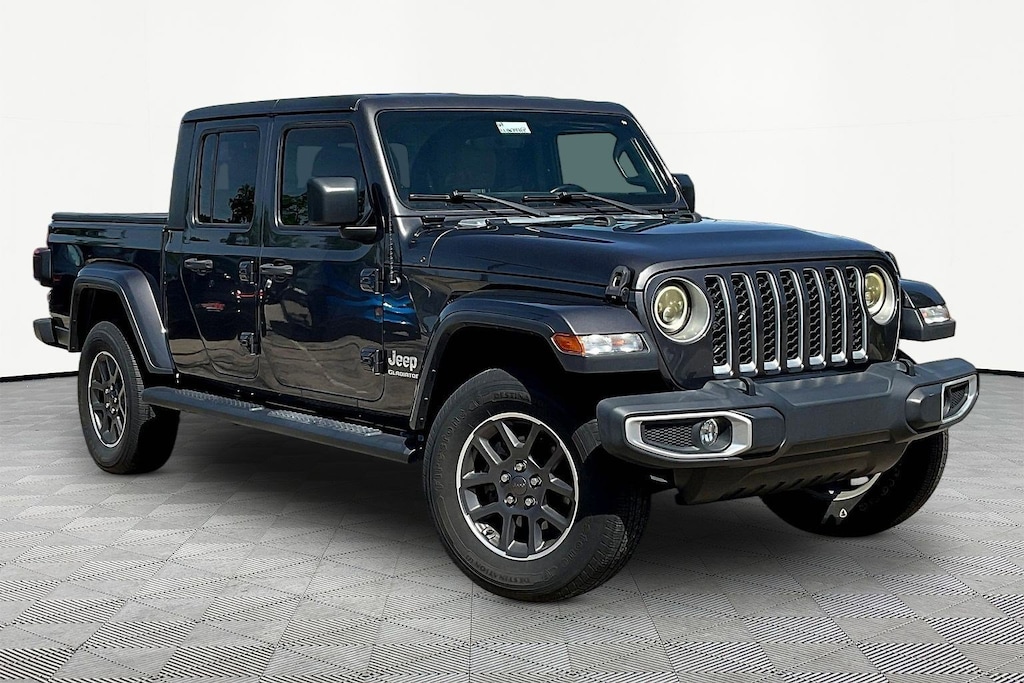 Used 2020 Jeep Gladiator Overland Truck Crew Cab