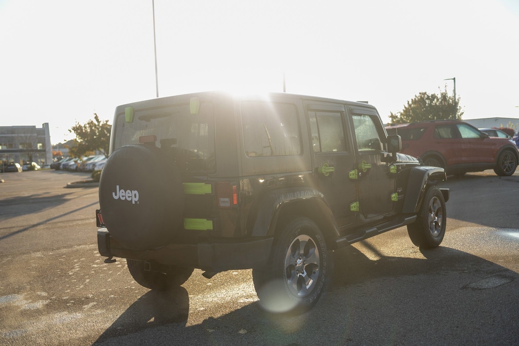 Used 2017 Jeep Wrangler JK Unlimited Sahara 4x4 SUV
