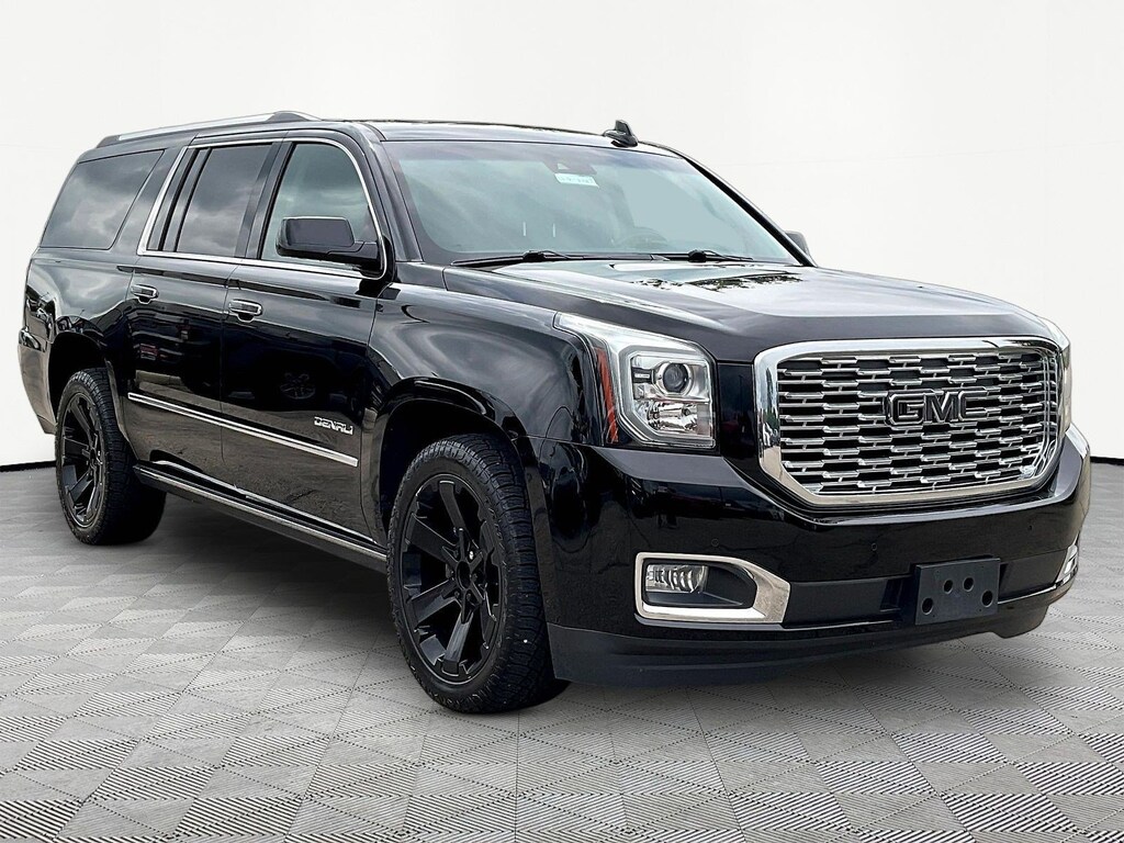 Used 2018 GMC Yukon XL Denali SUV