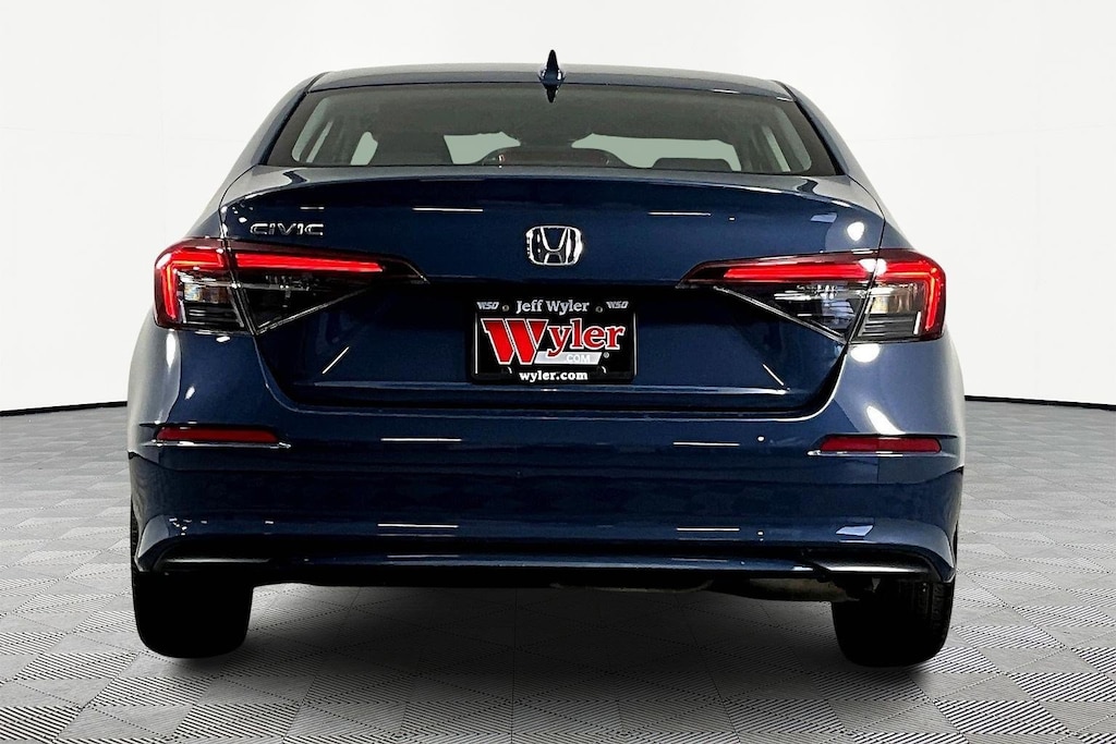 Used 2025 Honda Civic LX Sedan