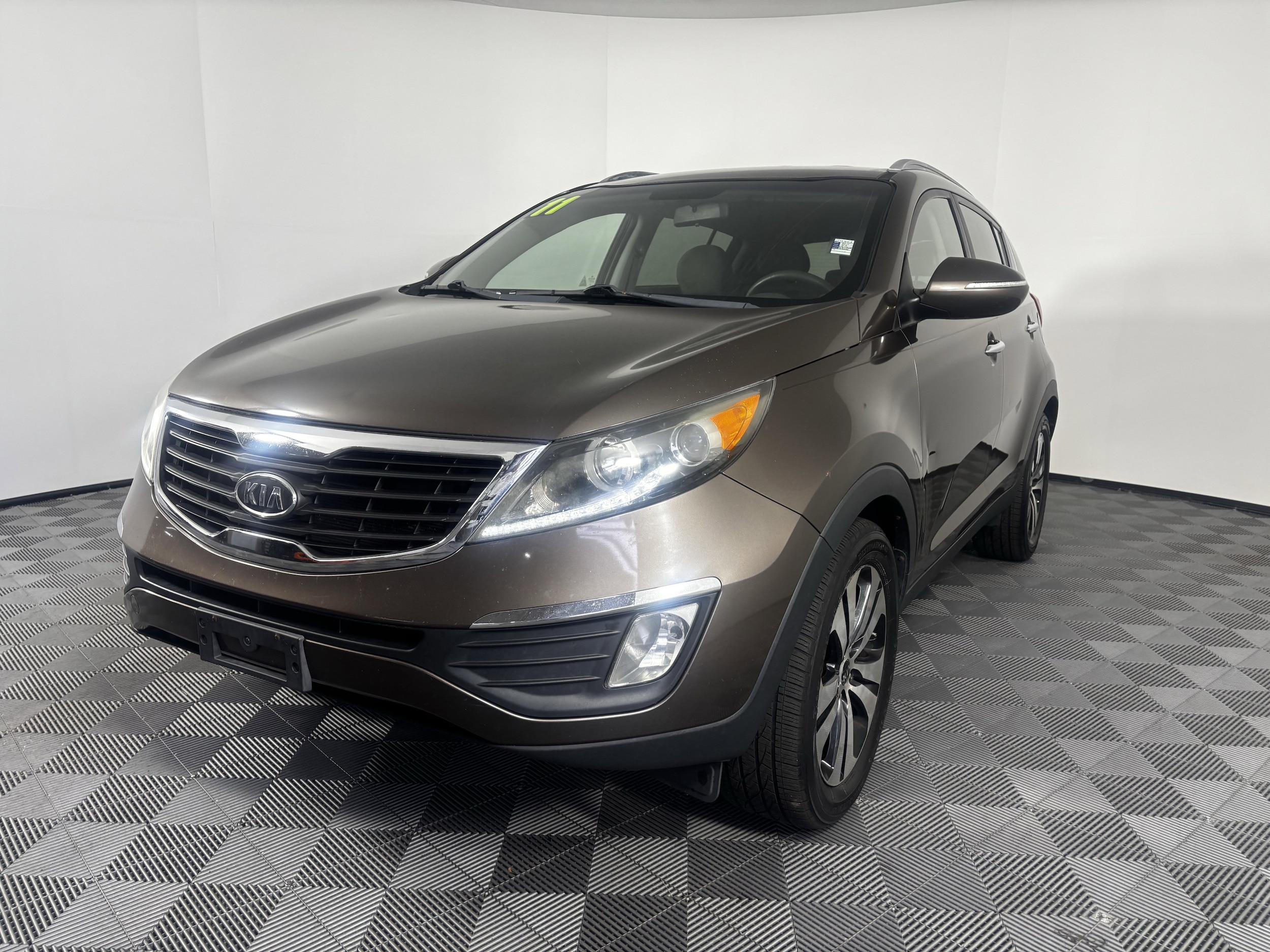 Used 2011 Kia Sportage EX with VIN KNDPC3A21B7051718 for sale in Fairfield, OH