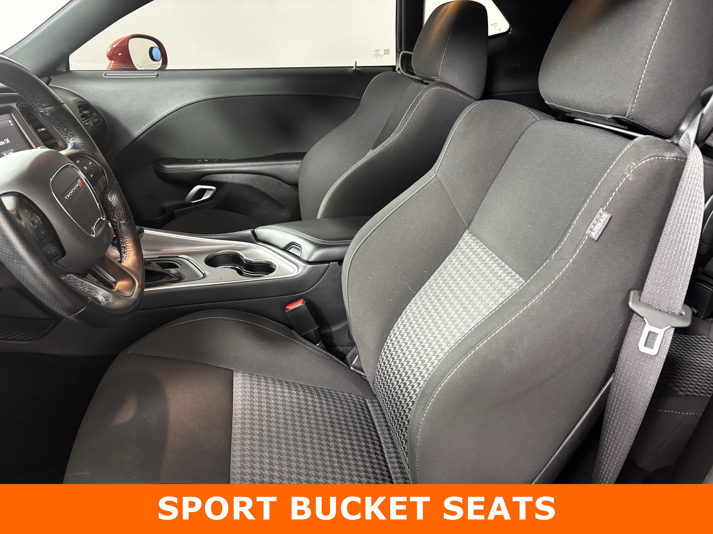 2022 Dodge Challenger R/T Scat Pack photo 4