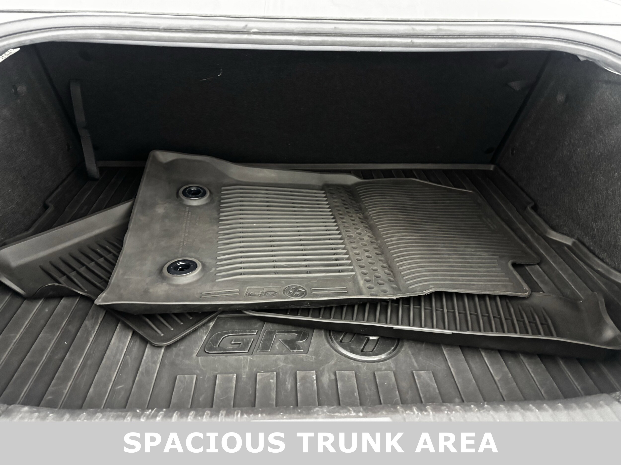 2023 Toyota GR86 photo 3