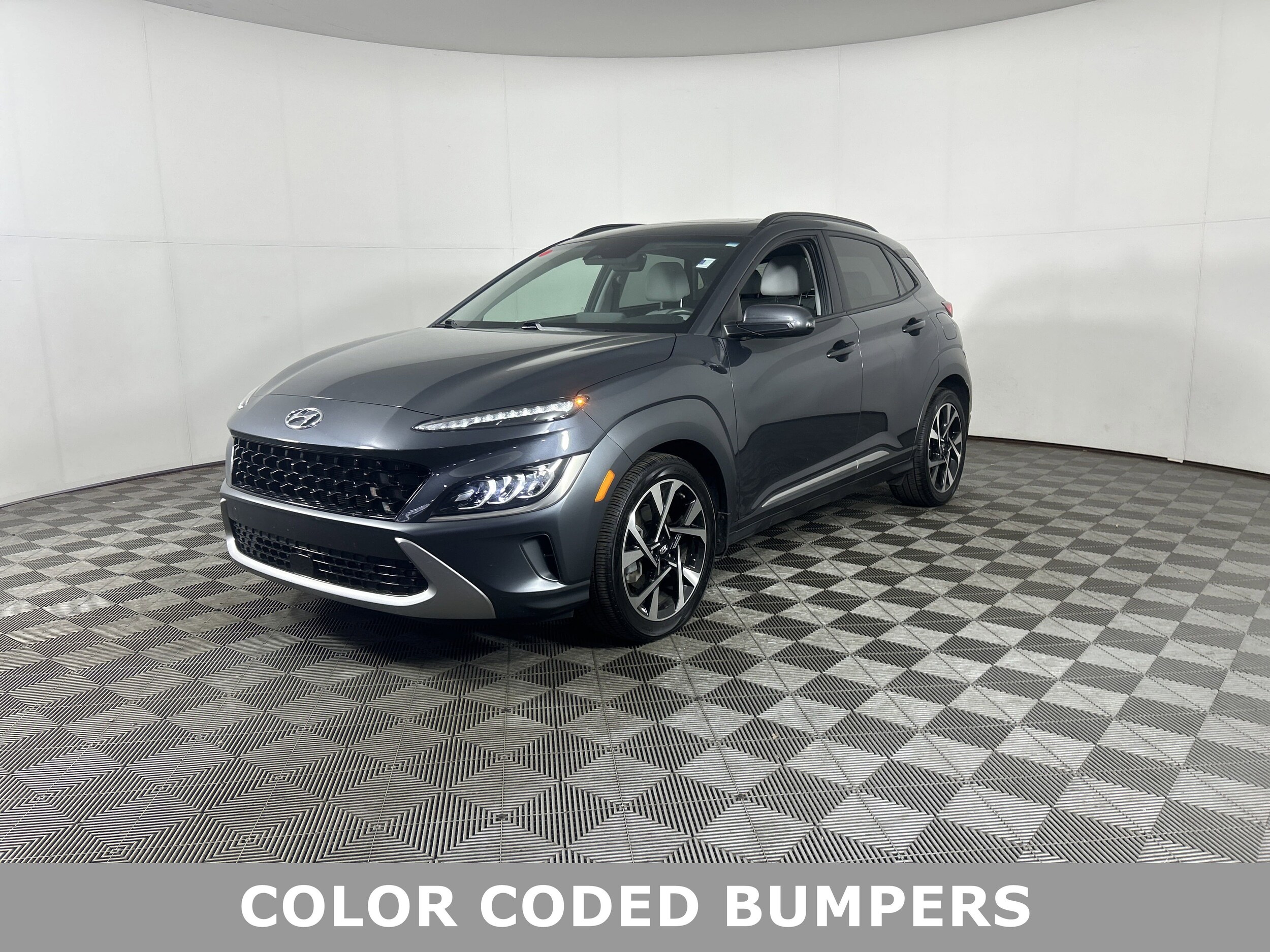 2022 Hyundai Kona Limited photo 2