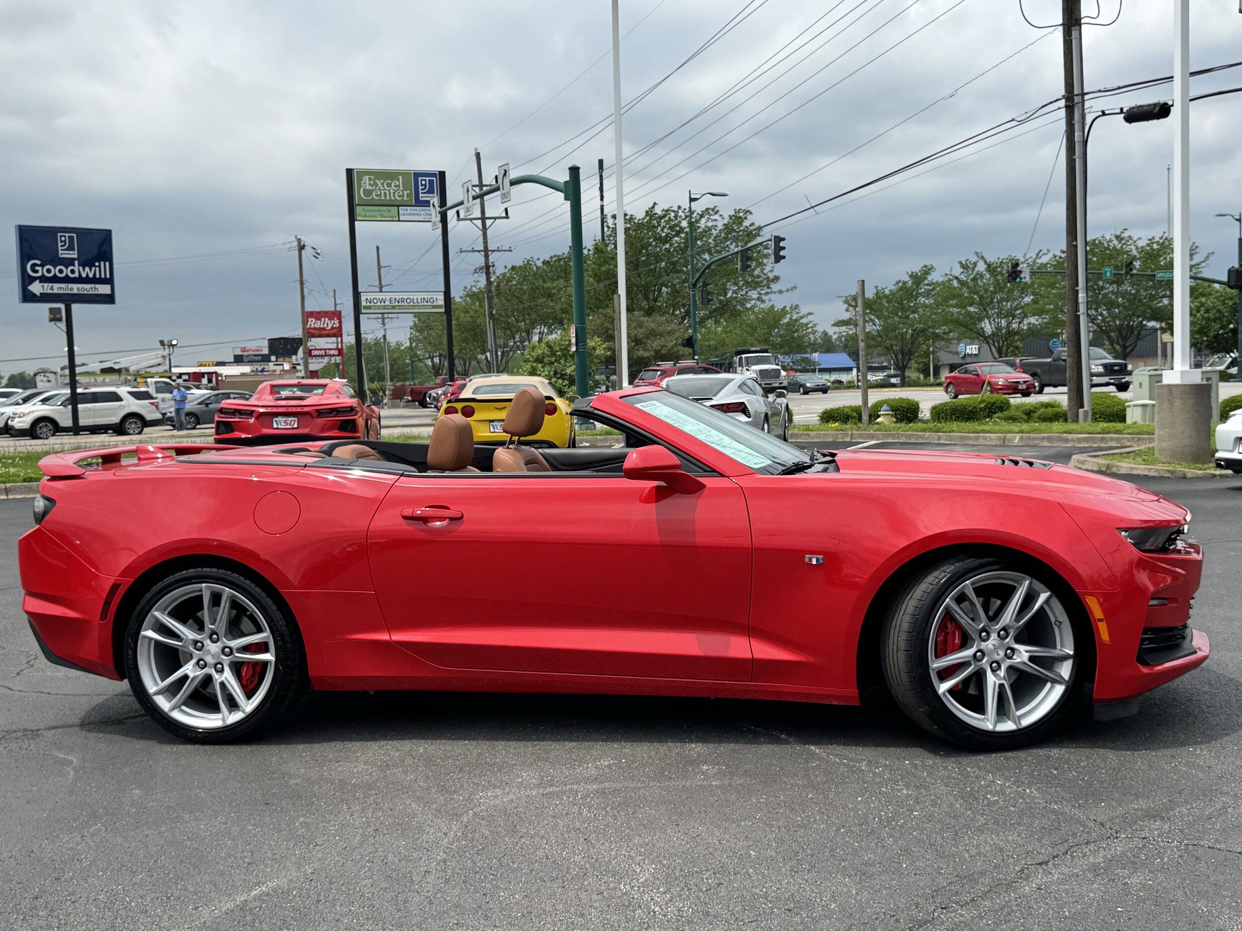 2021 Chevrolet Camaro 2SS photo 2