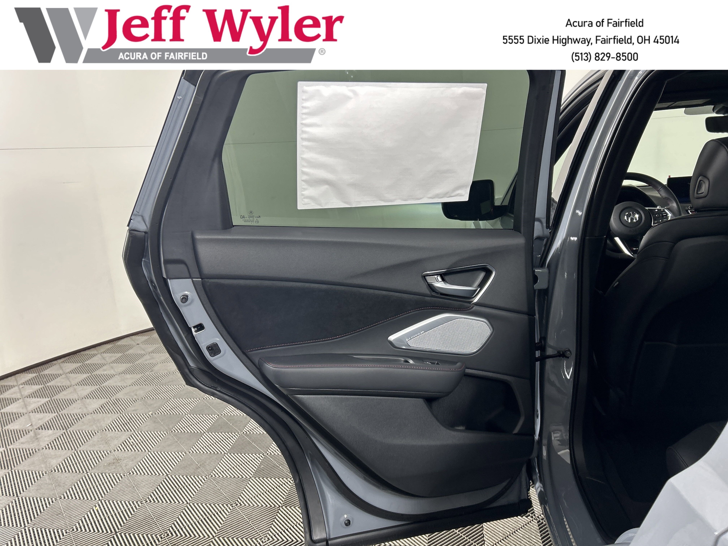 2025 Acura RDX A-Spec Package - Photo 34