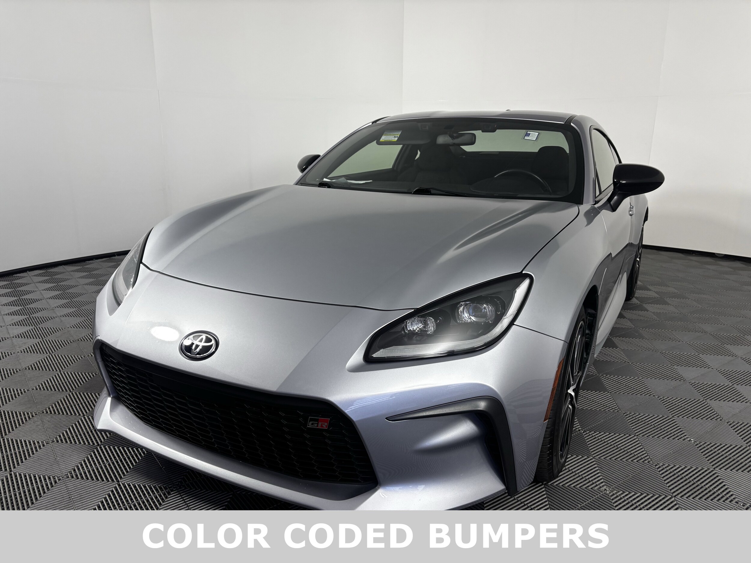 2023 Toyota GR86 photo 2