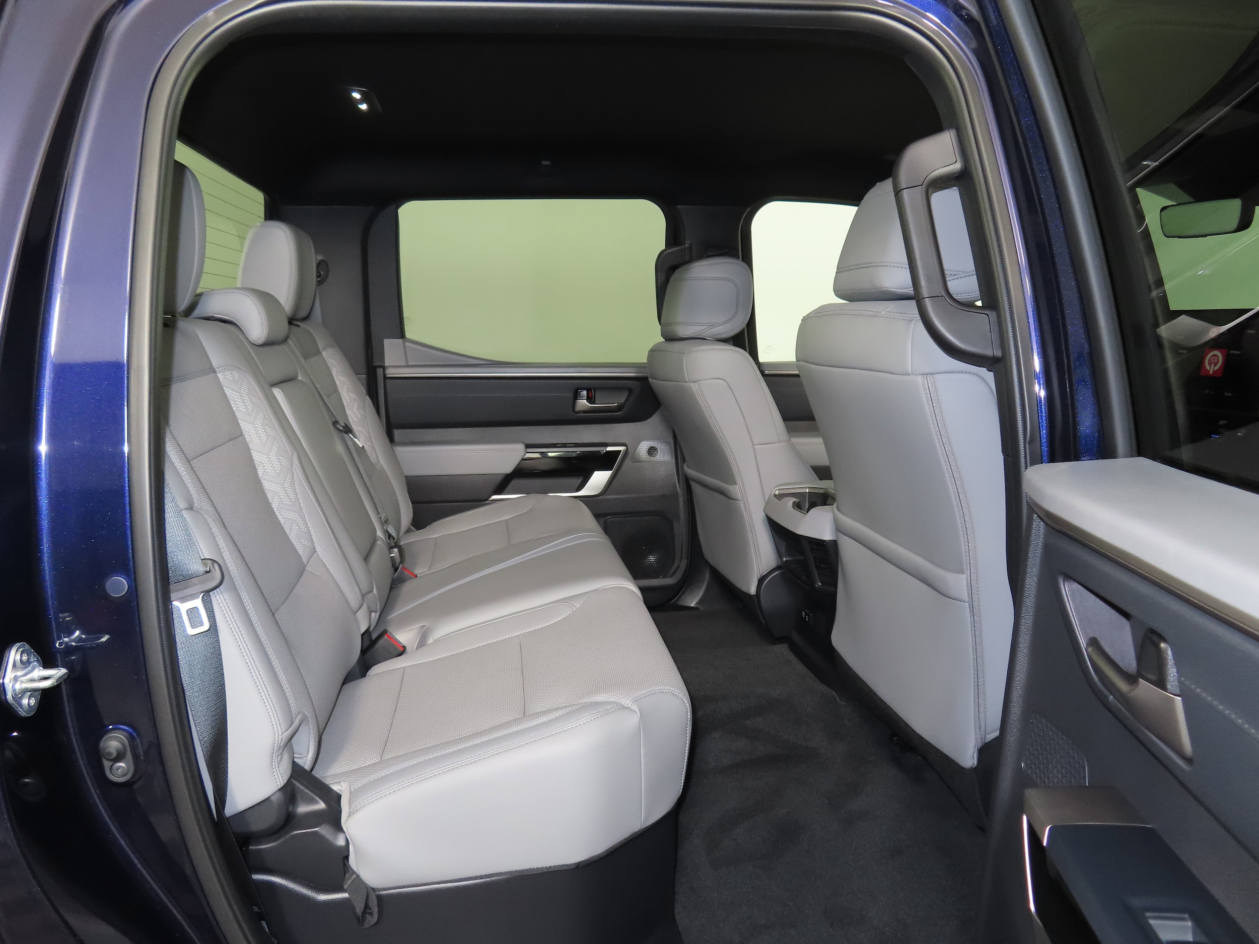 2025 Toyota Tundra Limited - Photo 33