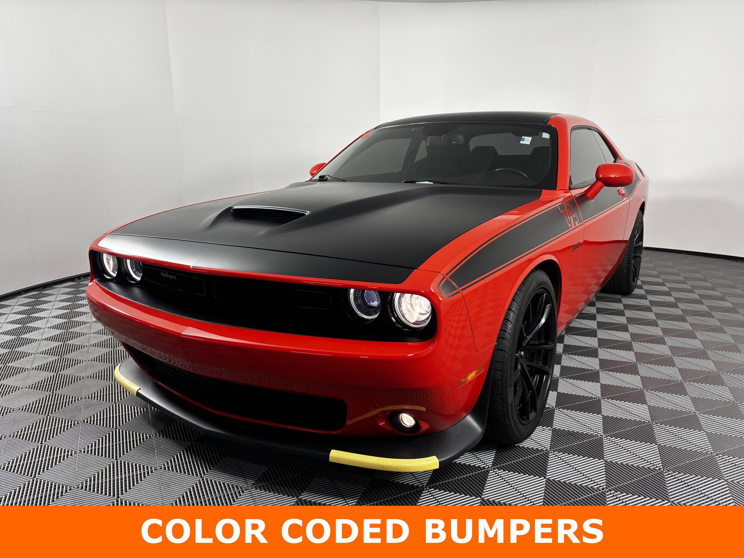 2022 Dodge Challenger R/T Scat Pack photo 2