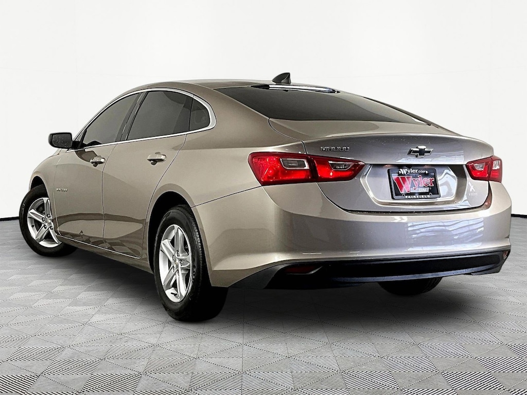 Used 2022 Chevrolet Malibu LS w/1LS Sedan
