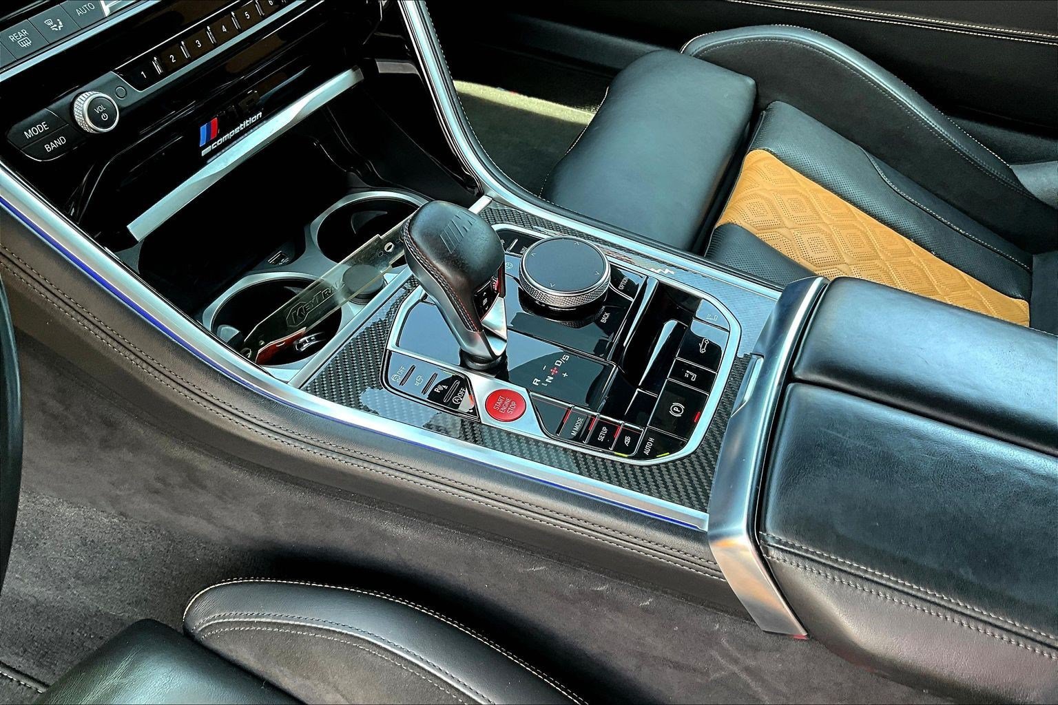 2023 BMW M8 Convertible Base - Photo 18