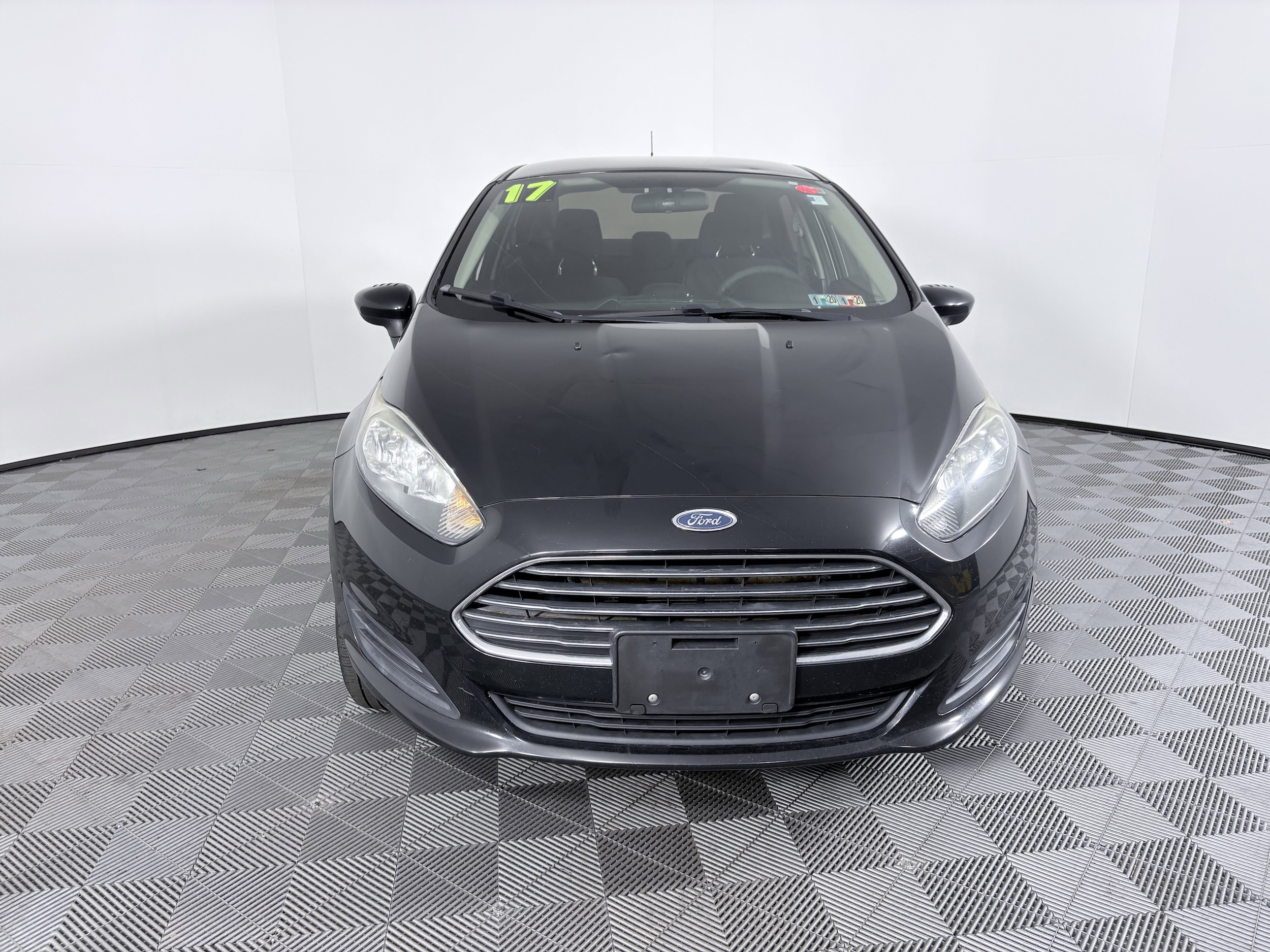 Used 2017 Ford Fiesta SE with VIN 3FADP4BJ4HM119341 for sale in Fairfield, OH