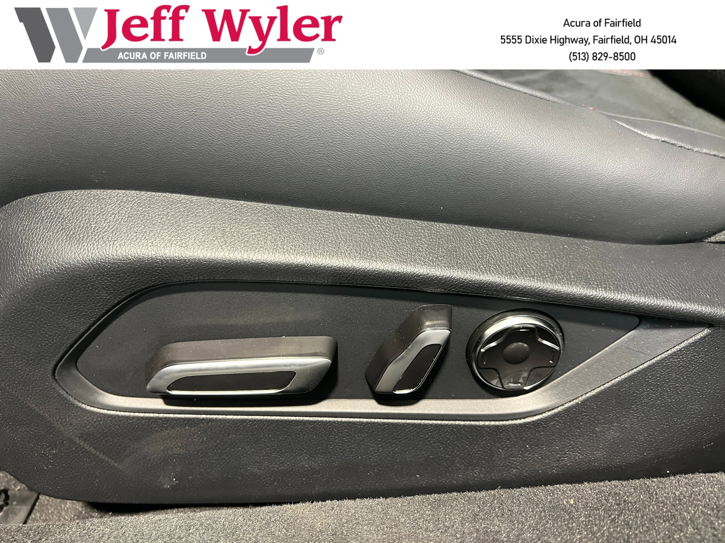 2025 Acura TLX A-Spec Package - Photo 23