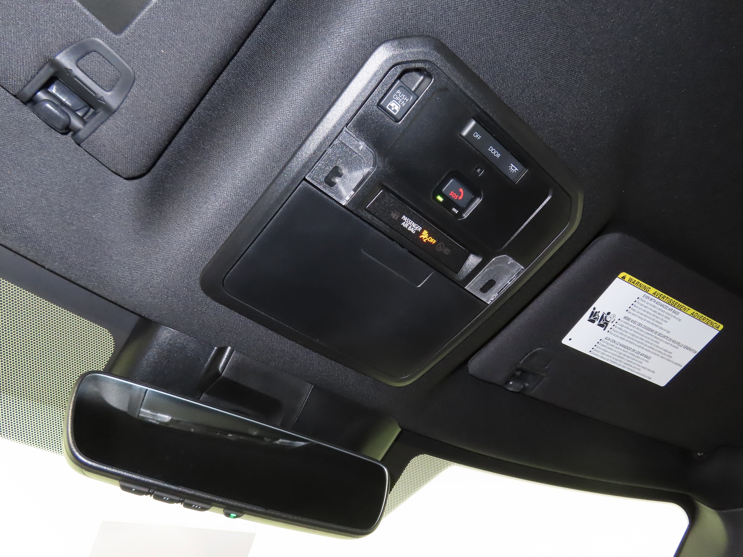 2025 Toyota Tundra Limited - Photo 38