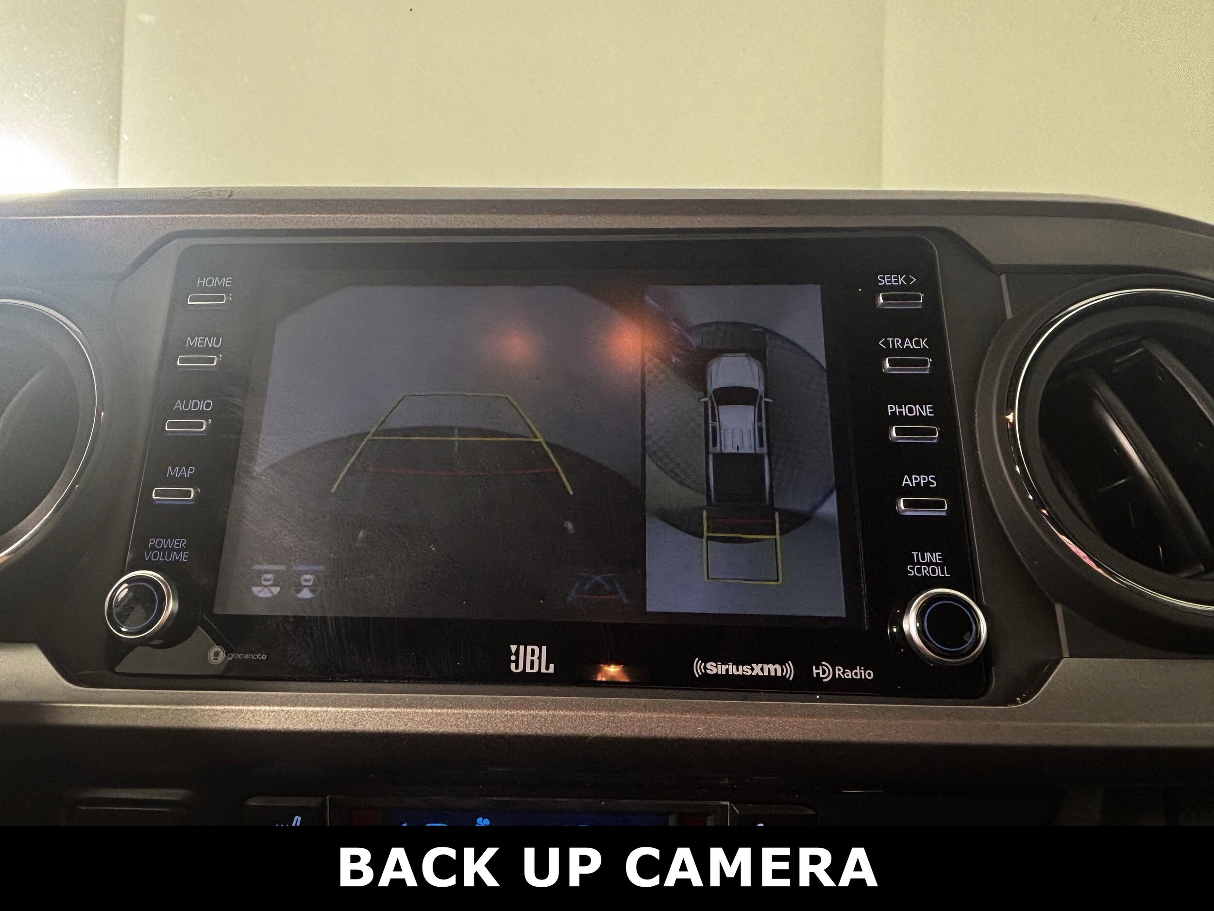 2022 Toyota Tacoma Limited V6 photo 3