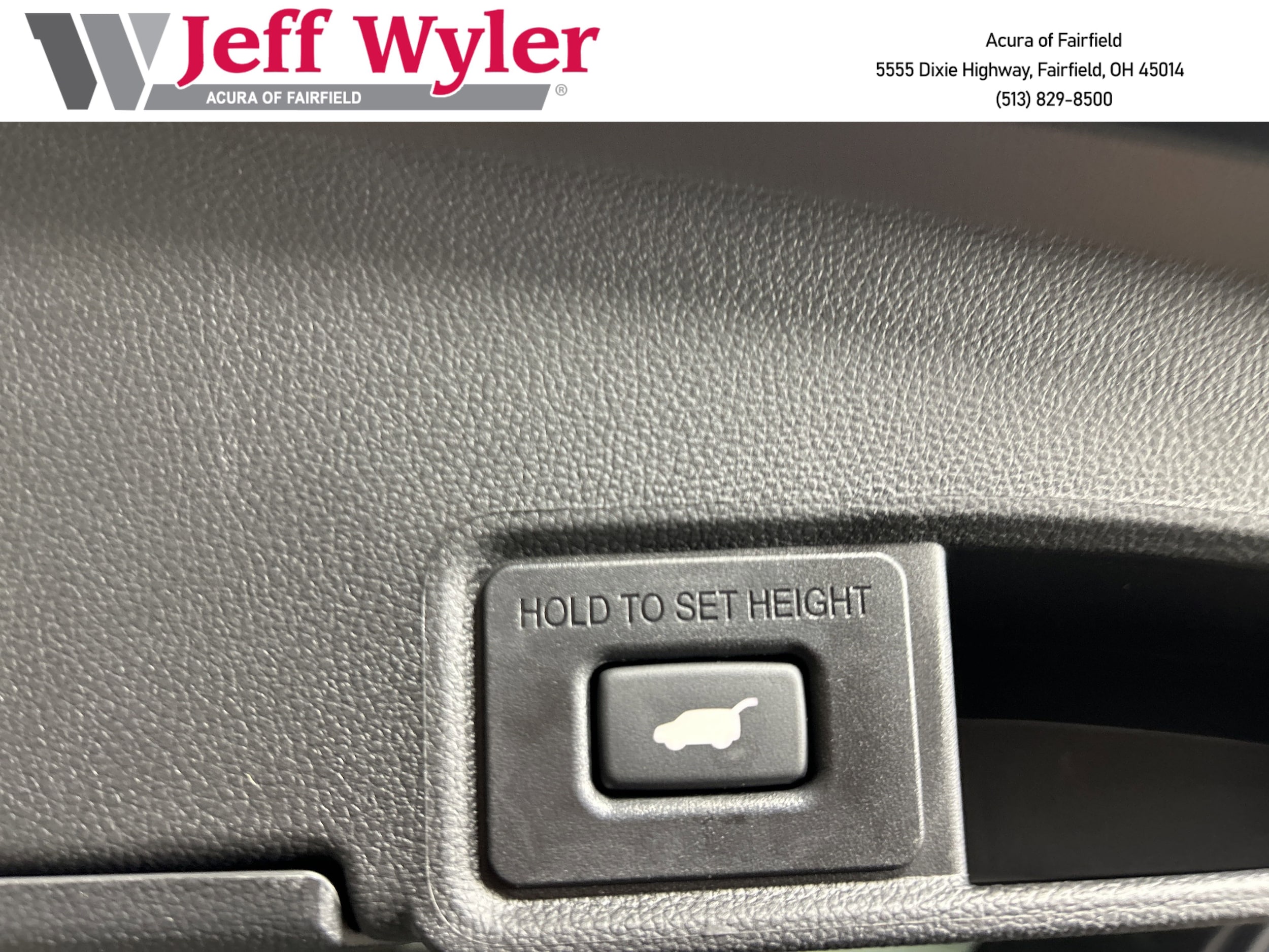 2025 Acura RDX A-Spec Package - Photo 10