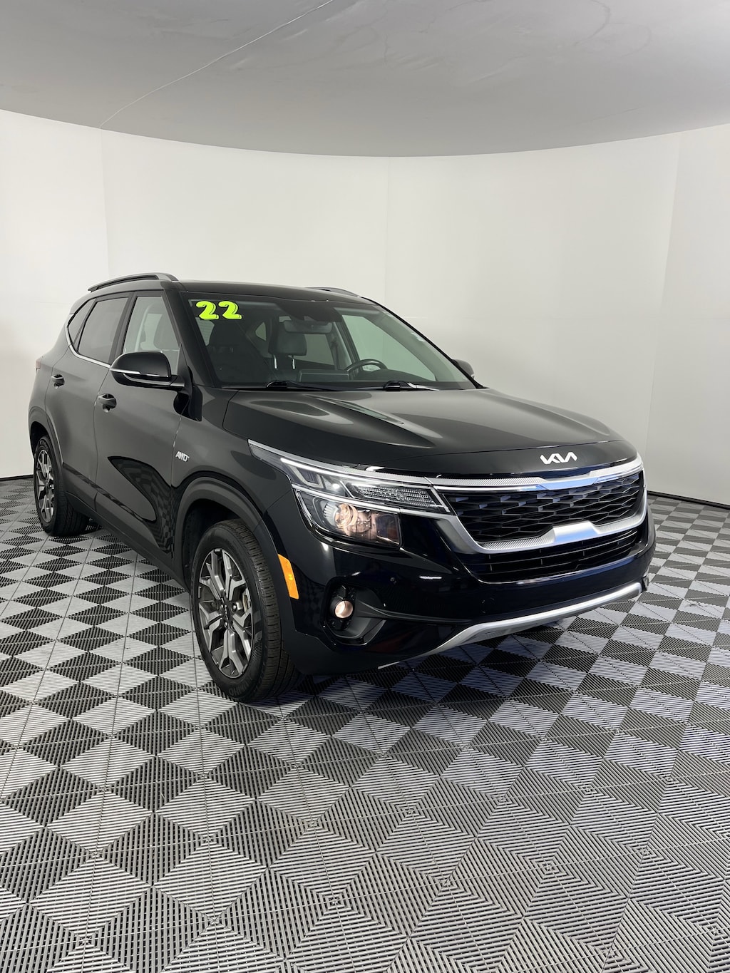 Used 2022 Kia Seltos EX SUV