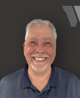 Staff member Mike Davis from ID_fd62bca5efb3