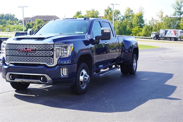 2020 Gmc Sierra 3500 HD Denali photo 3