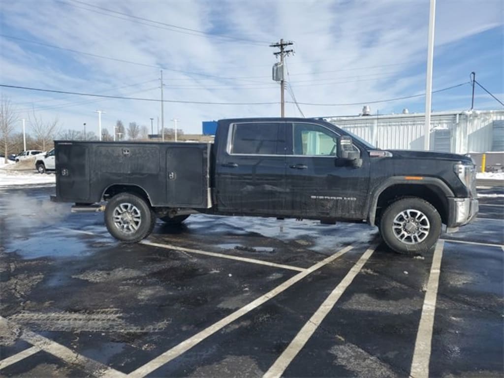 New 2025 GMC Sierra 3500 HD SLE Truck