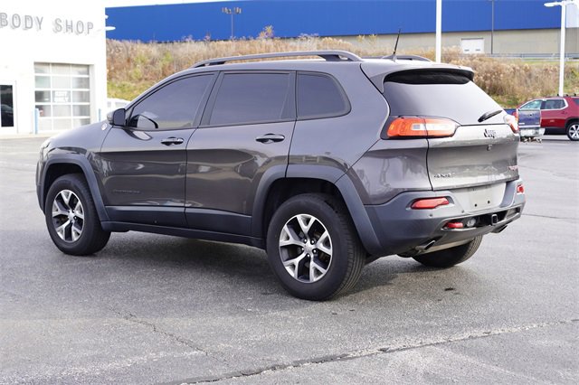 2017 Jeep Cherokee Trailhawk photo 3