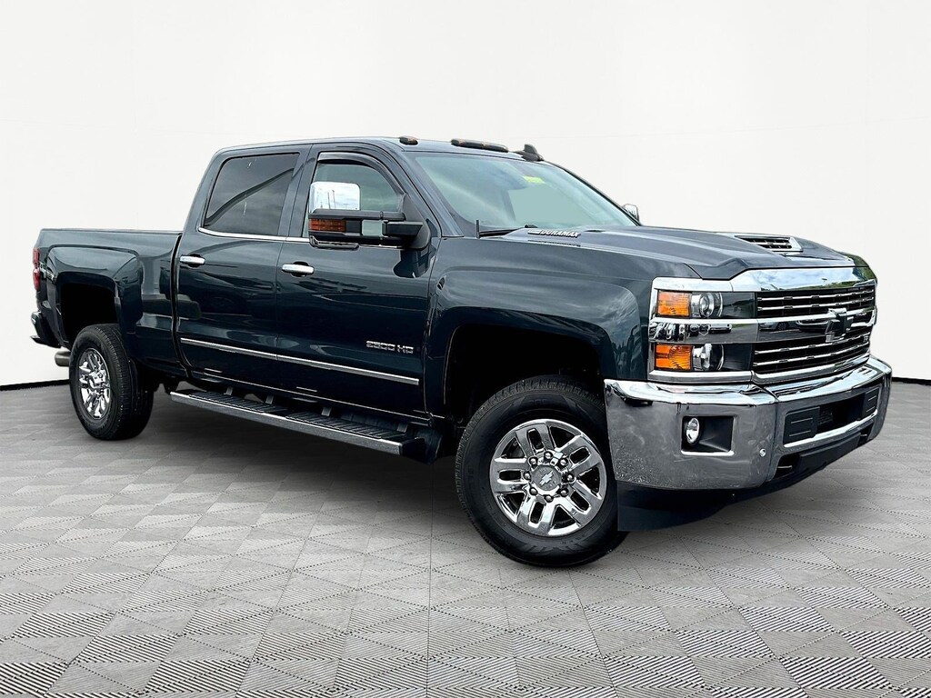 Used 2017 Chevrolet Silverado 2500 HD Truck Crew Cab