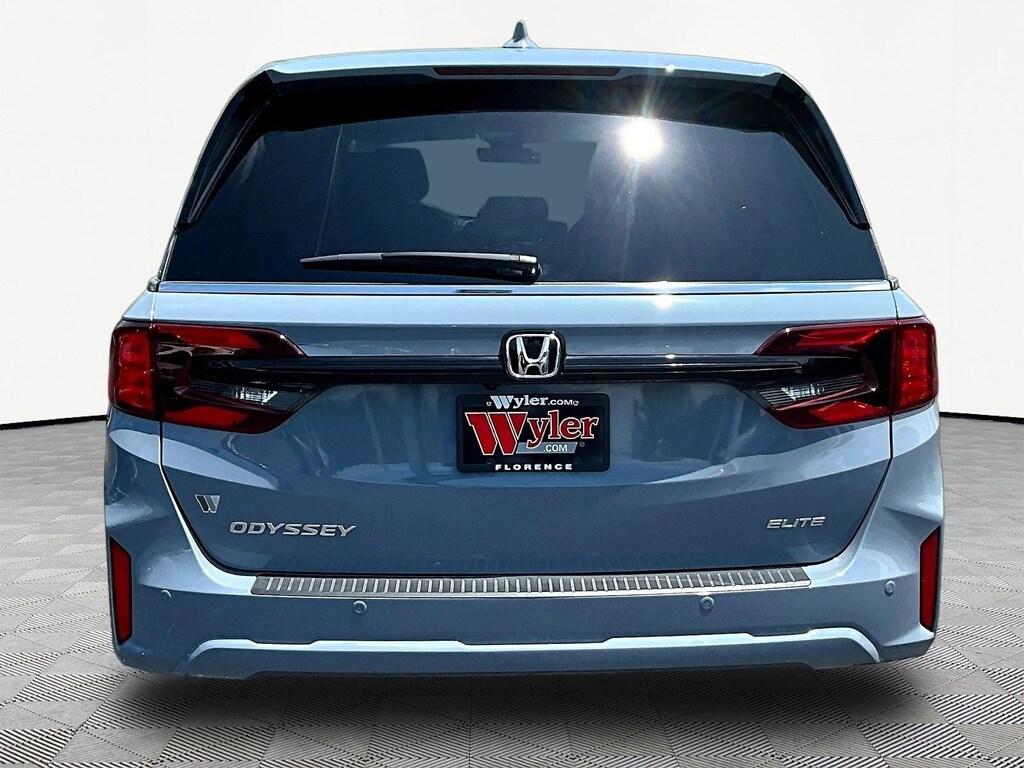 Used 2025 Honda Odyssey Van