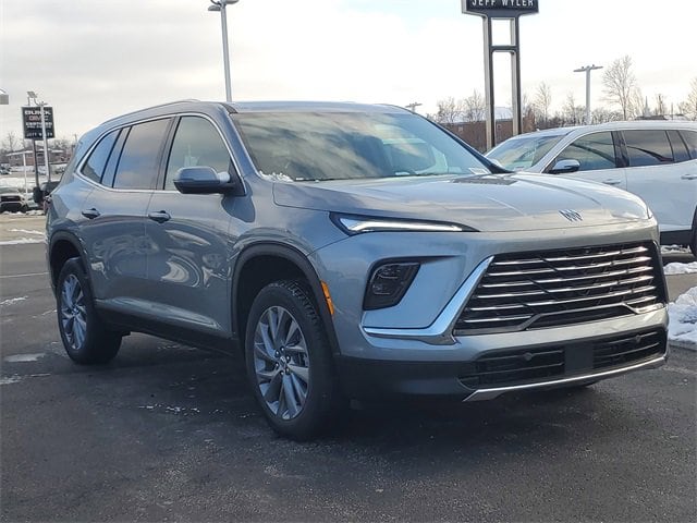 2026 Buick Enclave Preferred's photo