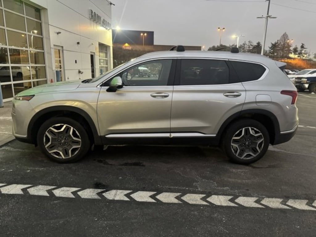 Used 2022 Hyundai Santa Fe Hybrid SUV