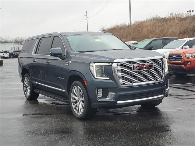 2021 GMC Yukon XL SLT's photo