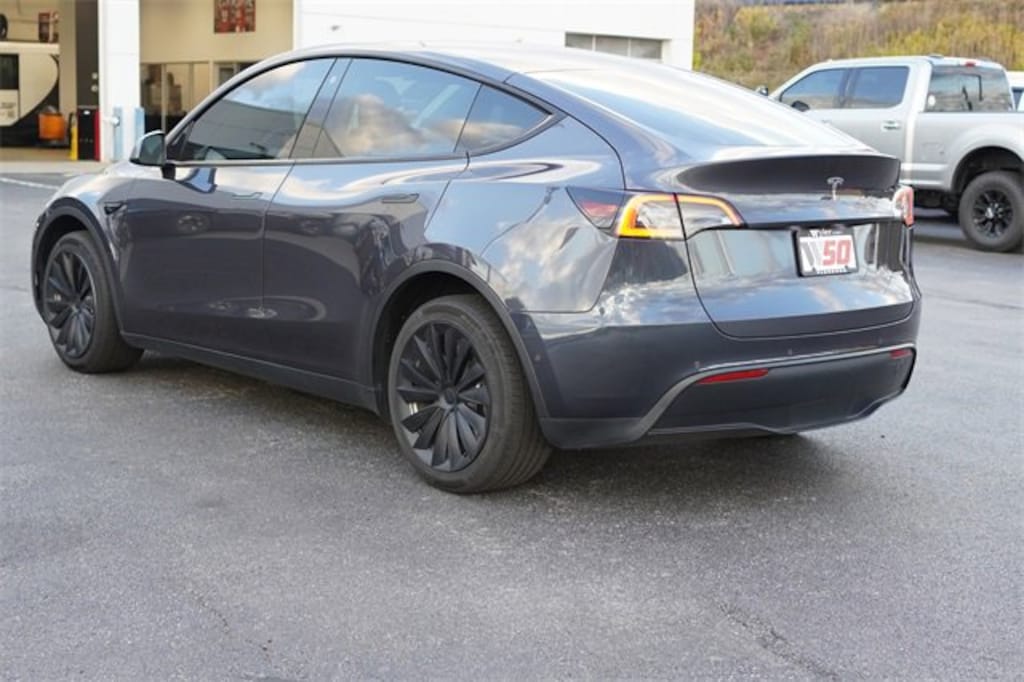 Used 2022 Tesla Model Y SUV