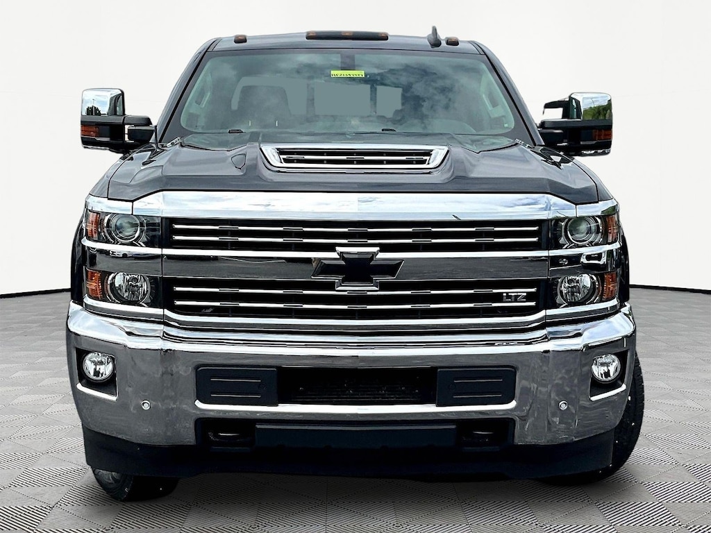 Used 2017 Chevrolet Silverado 2500 HD Truck Crew Cab