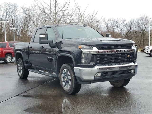 2023 Chevrolet Silverado 3500HD LT's photo