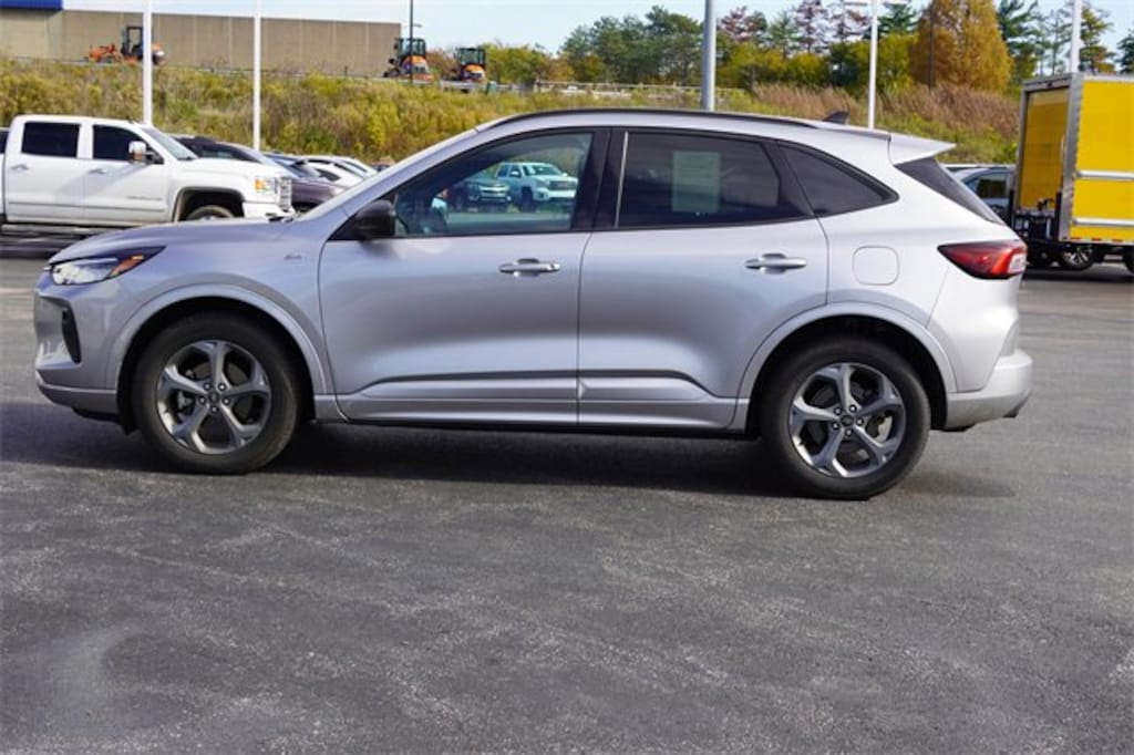 Used 2024 Ford Escape SUV