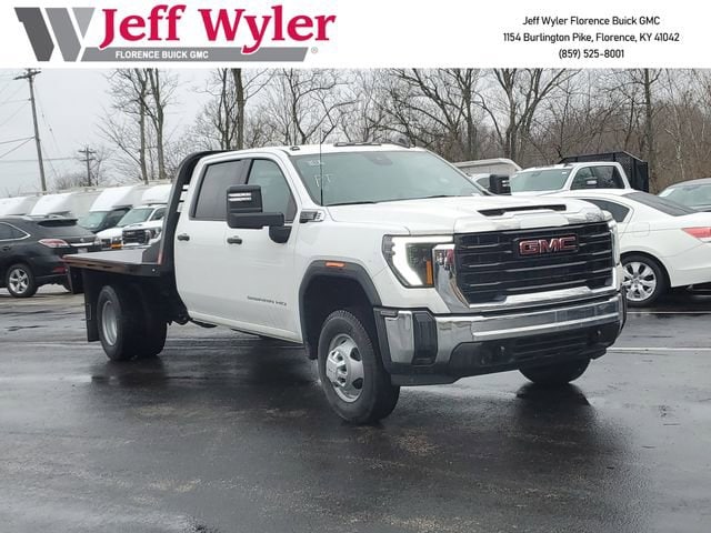 2025 GMC Sierra 3500 Chassis Cab Pro