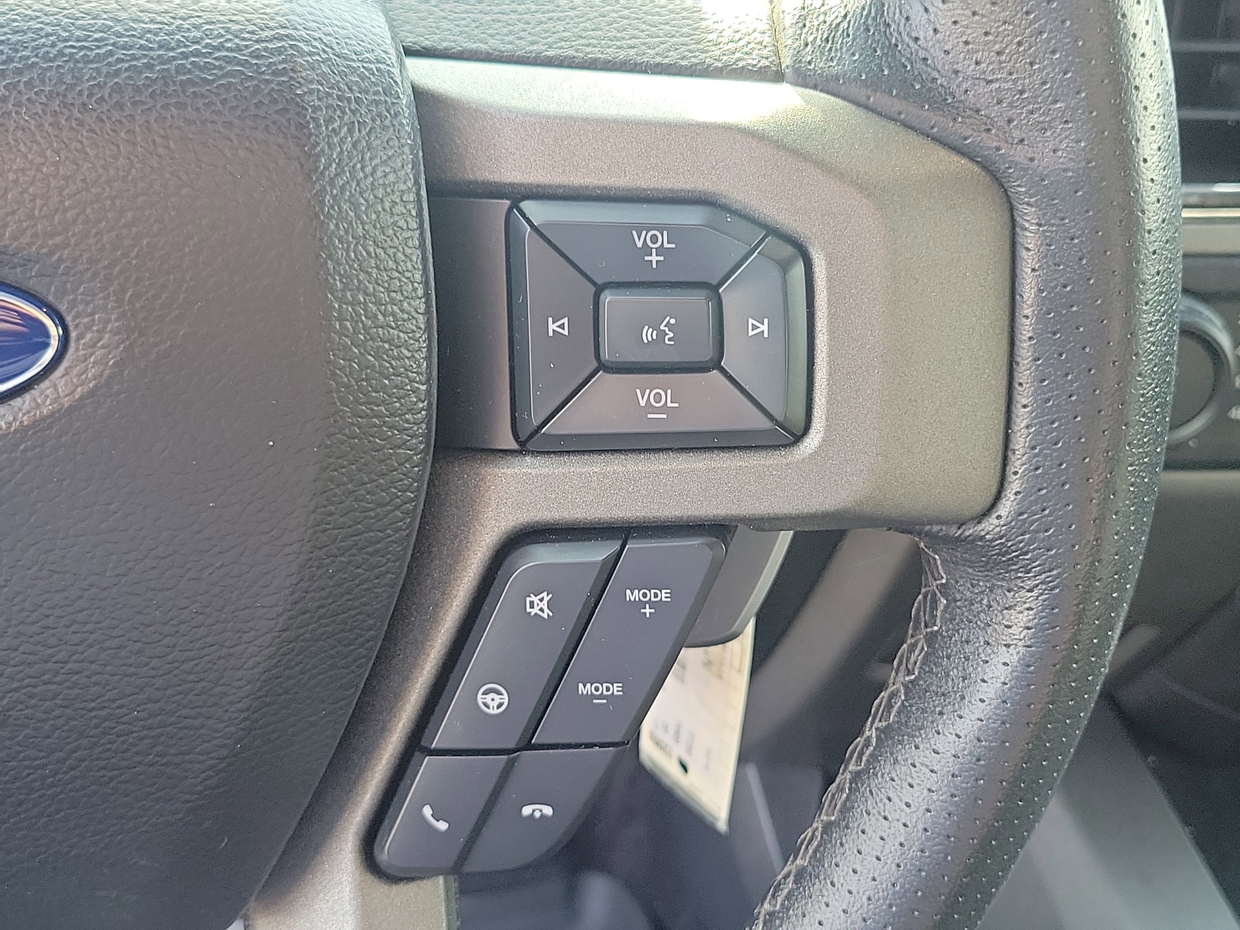 2020 Ford F-150 Raptor - Photo 24