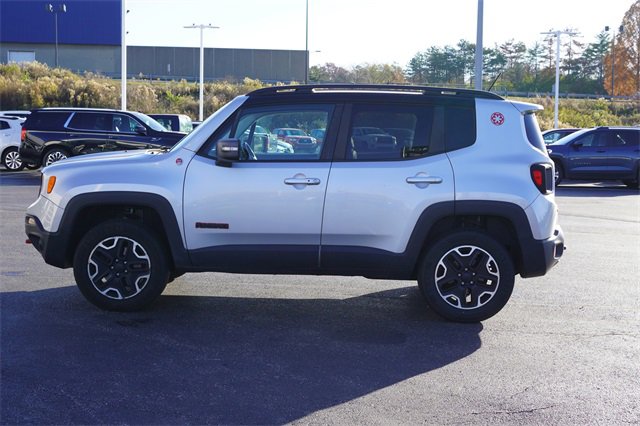 2017 Jeep Renegade Trailhawk photo 4