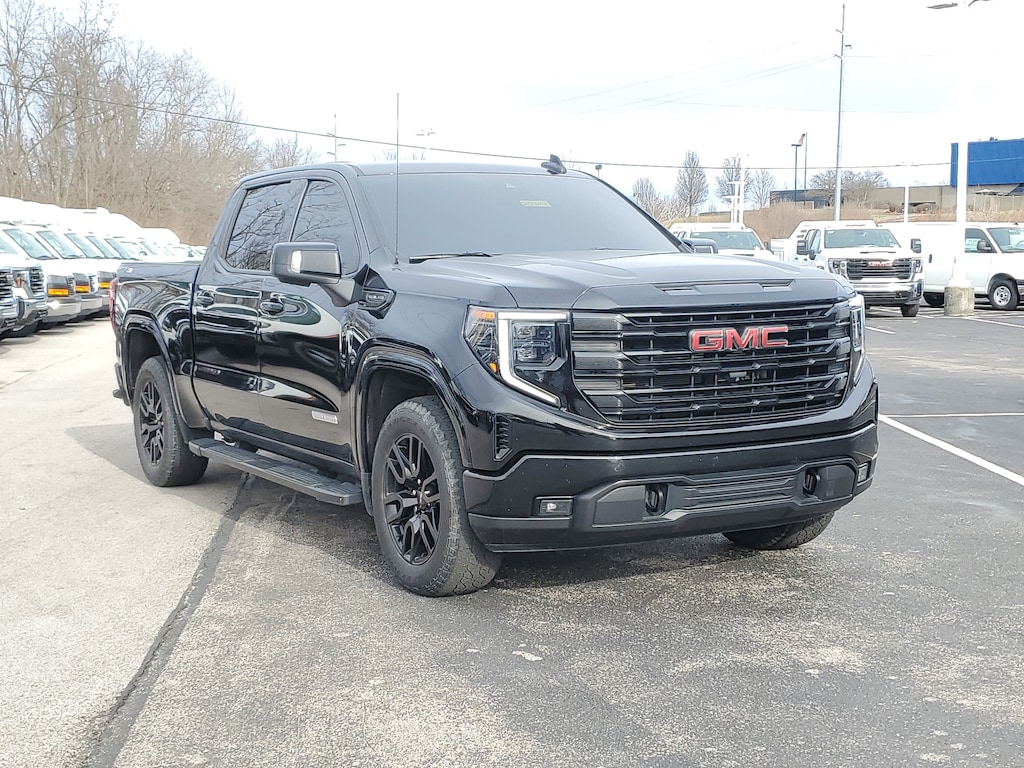 Used 2022 GMC Sierra 1500 4WD Crew Cab 147 Elevation w/3SB Truck Crew Cab