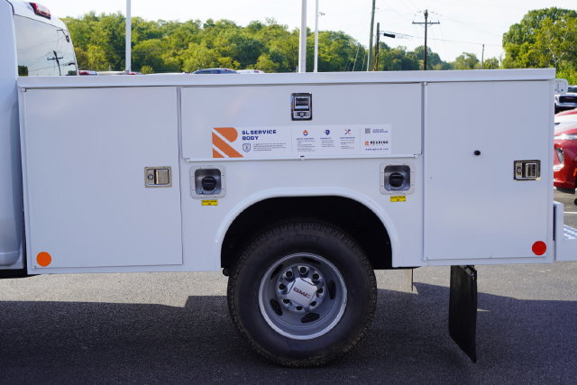 2025 GMC Sierra 3500HD Pro - Photo 8