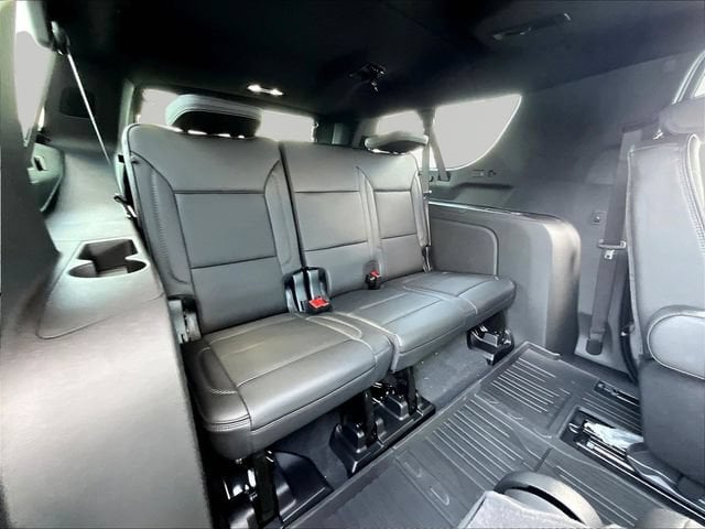 2026 GMC Yukon XL Denali - Photo 20
