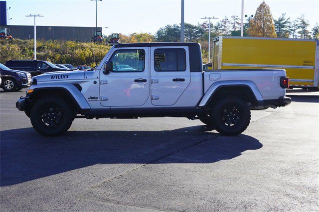 2022 Jeep Gladiator Willys photo 3