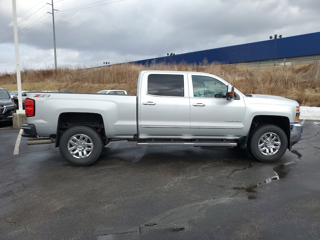 Used 2019 Chevrolet Silverado 2500 HD 4WD Crew Cab 153.7 LTZ Truck Crew Cab