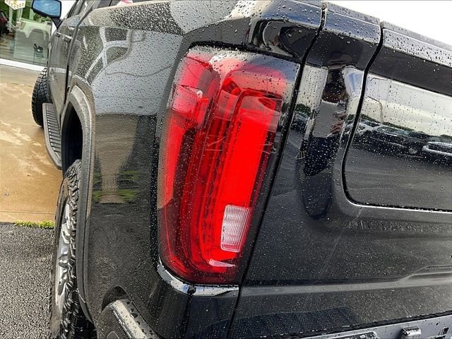 2026 GMC Sierra 1500 AT4X - Photo 14