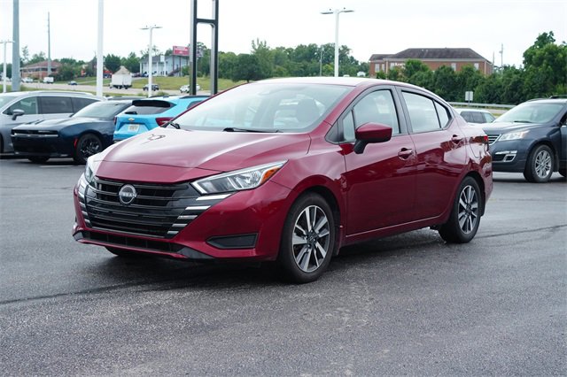 2023 Nissan Versa 1.6 SV photo 2