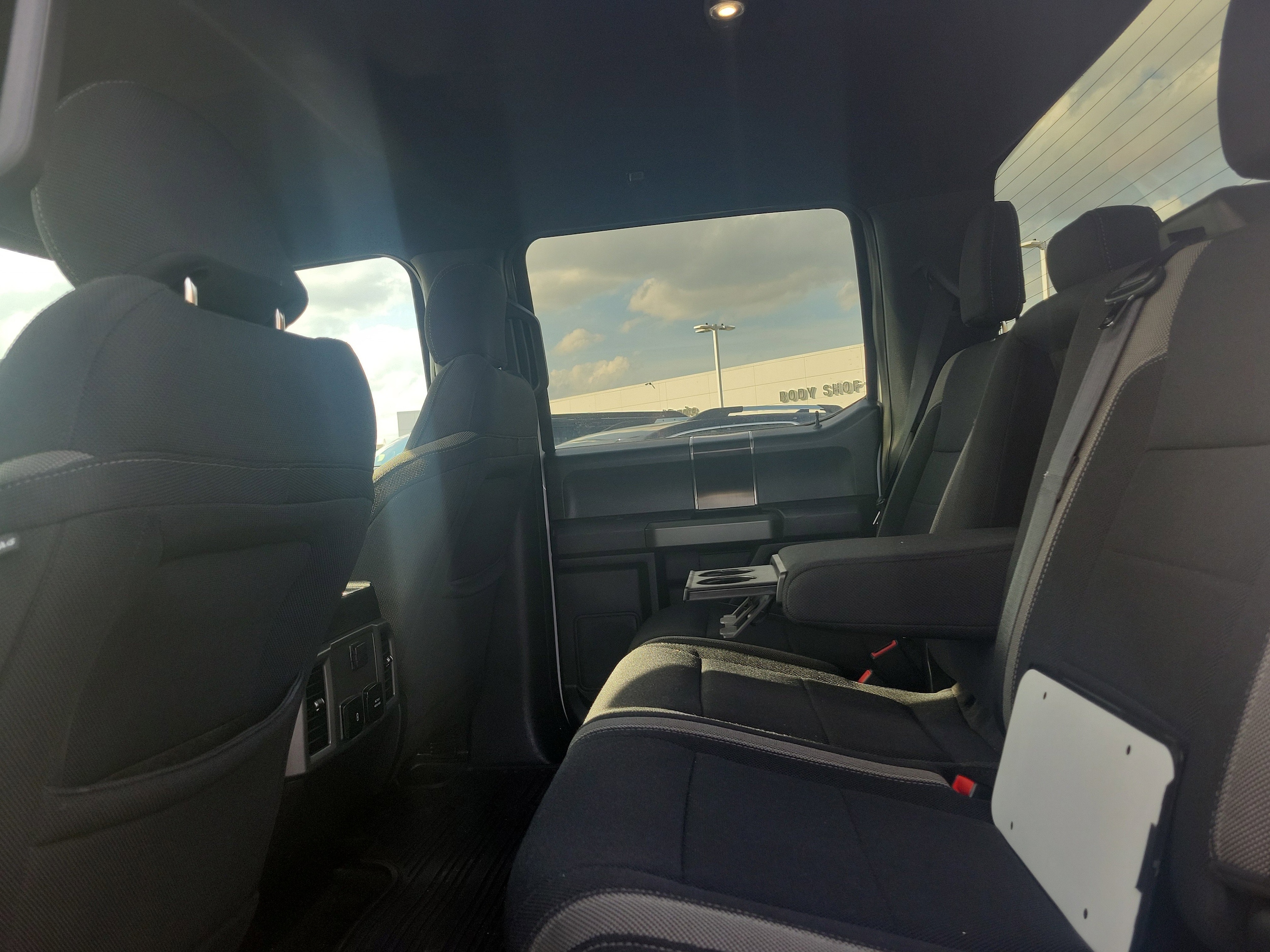 2020 Ford F-150 Raptor - Photo 14