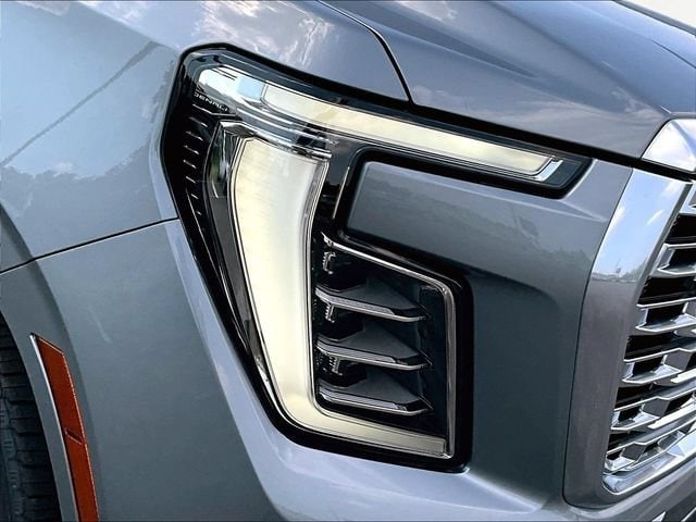 2026 GMC Yukon XL Denali - Photo 7