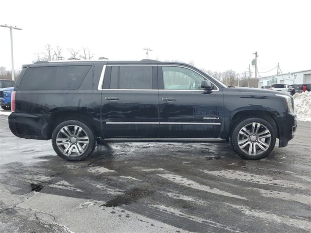 Used 2019 GMC Yukon XL SUV