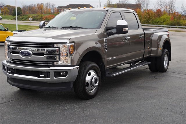 2018 Ford F-350 Lariat photo 3