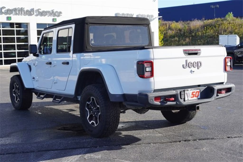 Used 2020 Jeep Gladiator  Truck Crew Cab