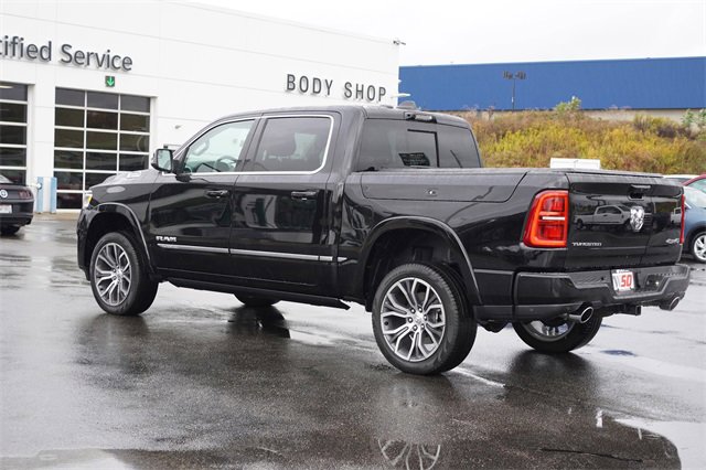 2025 Ram 1500 photo 3